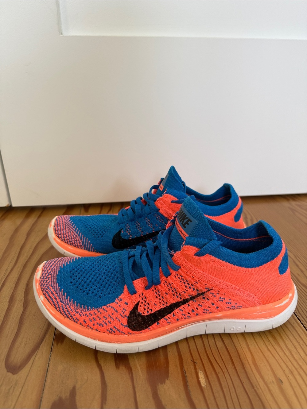 Nike Free 4.0 Flyknit Sneakers - Blue & Coral